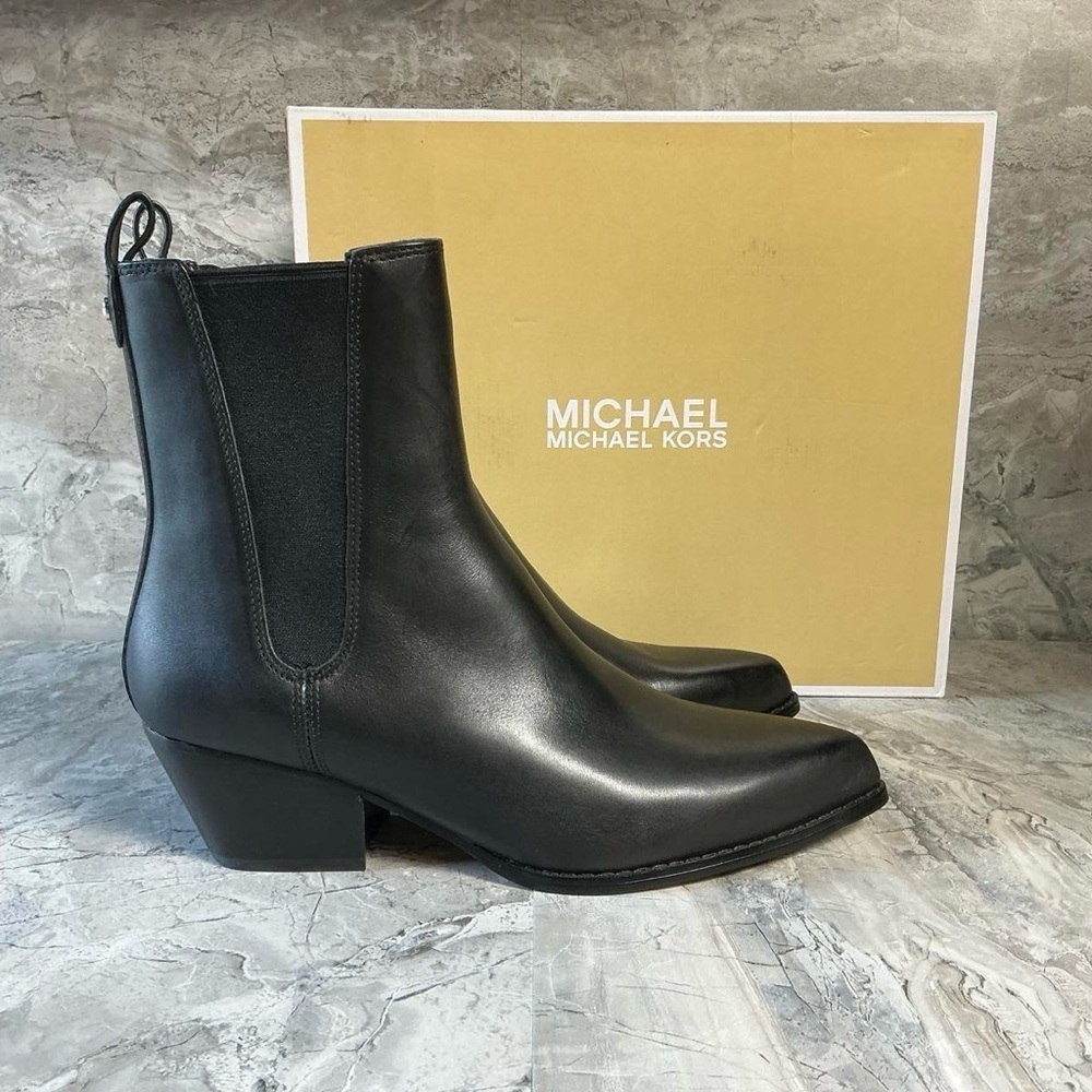 Michael Kors Kinlee Leather Ankle Boot - Picture 6 of 6